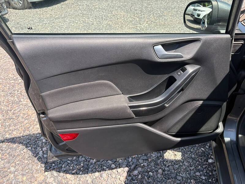 Ford Fiesta 1.0T EcoBoost Titanium Hatchback 5dr Petrol Manual Euro 6 (s/s) (100 ps) - U35