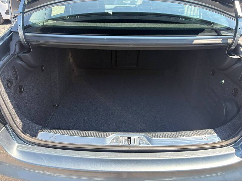 Skoda Superb 1.8 TSI Elegance Hatchback 5dr Petrol Manual Euro 5 (160 ps) - U36