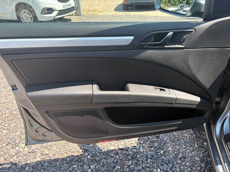 Skoda Superb 1.8 TSI Elegance Hatchback 5dr Petrol Manual Euro 5 (160 ps) - U36