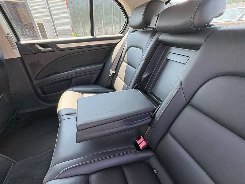 Skoda Superb 1.8 TSI Elegance Hatchback 5dr Petrol Manual Euro 5 (160 ps) - U36