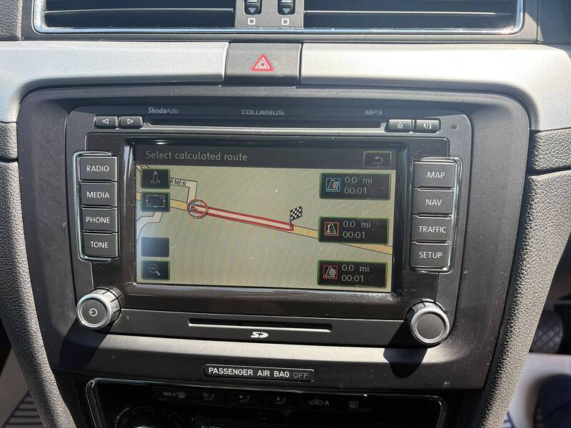 Skoda Superb 1.8 TSI Elegance Hatchback 5dr Petrol Manual Euro 5 (160 ps) - U36