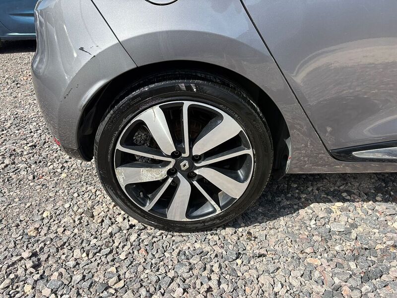 Renault Clio 0.9 TCe Dynamique S Nav Hatchback 5dr Petrol Manual Euro 6 (s/s) (90 ps) - U37
