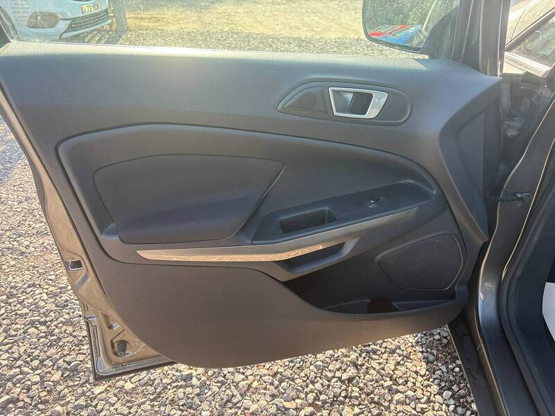 Ford EcoSport 1.0T EcoBoost Zetec SUV 5dr Petrol Manual Euro 6 (s/s) (125 ps) - U40