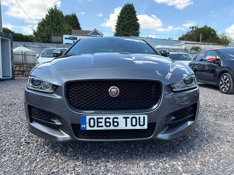 Jaguar XE 2.0d R-Sport Saloon 4dr Diesel Auto AWD Euro 6 (s/s) (180 ps) - U43