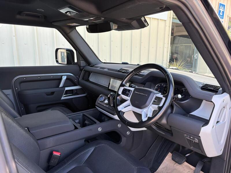 Land Rover Defender 90 3.0 D250 MHEV X-Dynamic SE SUV 3dr Diesel Auto 4WD Euro 6 (s/s) (250 ps) - U1