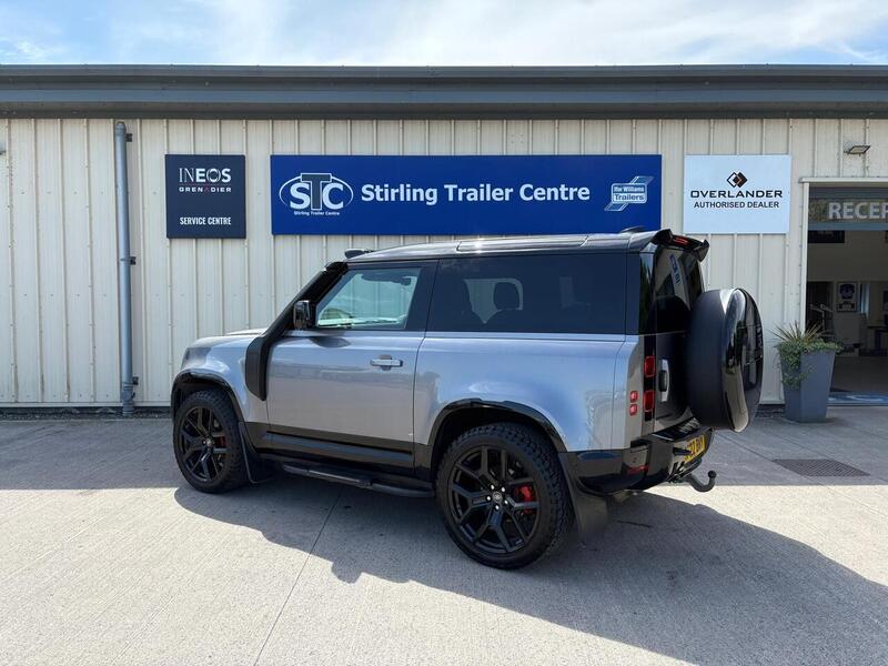 Land Rover Defender 90 3.0 D250 MHEV X-Dynamic SE SUV 3dr Diesel Auto 4WD Euro 6 (s/s) (250 ps) - U1