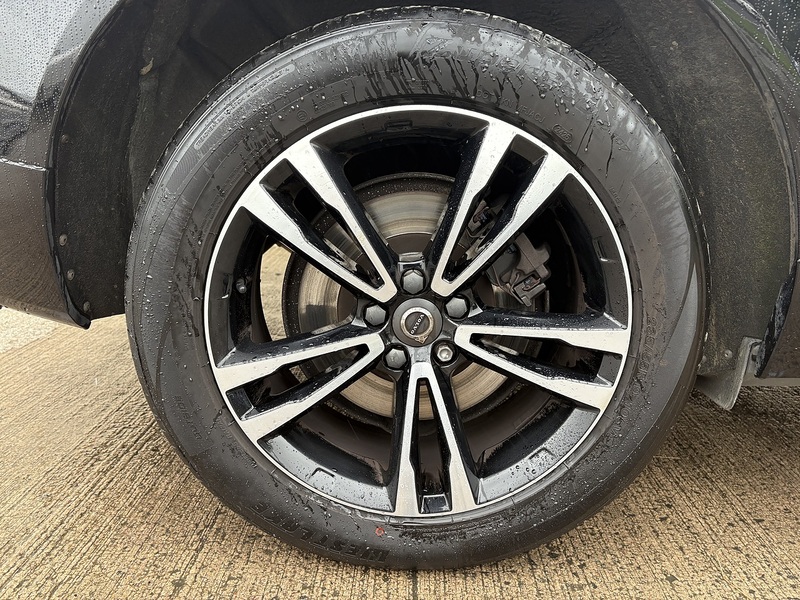 Volvo XC60 2.0 T5 Momentum SUV 5dr Petrol Auto AWD Euro 6 (s/s) (250 ps) - U14