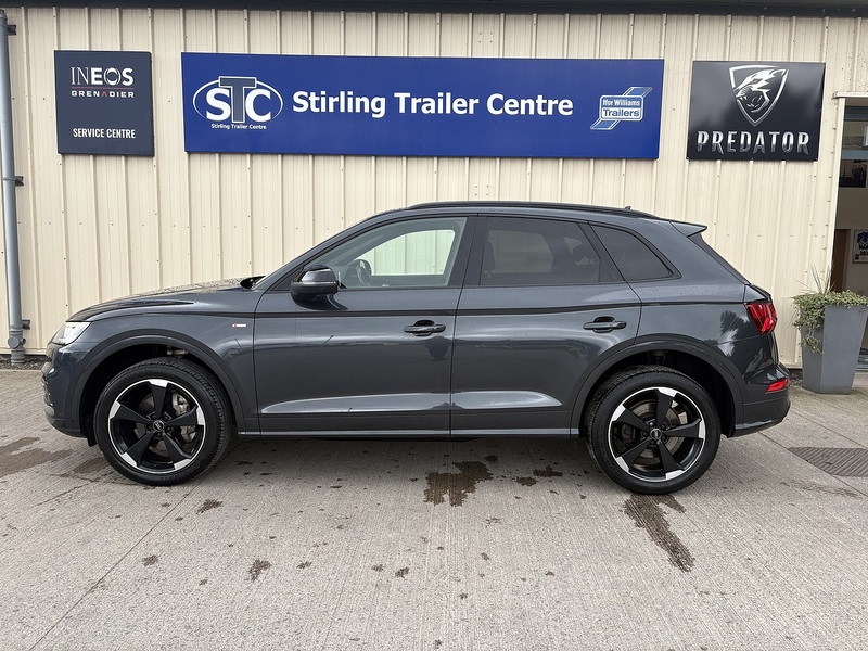 Audi Q5 2.0 TDI 40 Black Edition SUV 5dr Diesel S Tronic quattro Euro 6 (s/s) (190 ps) - U33
