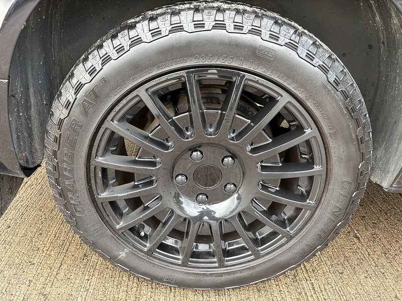 Volkswagen Transporter 2.0 BiTDI T32 BlueMotion Tech Window Van 4dr Diesel DSG 4Motion SWB Euro 6 (s/s) (204 ps) - U38