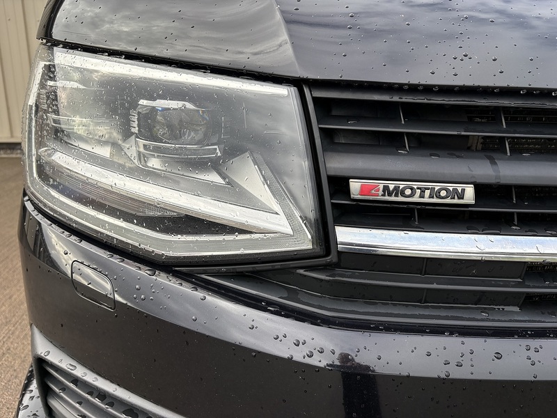 Volkswagen Transporter 2.0 BiTDI T32 BlueMotion Tech Window Van 4dr Diesel DSG 4Motion SWB Euro 6 (s/s) (204 ps) - U38