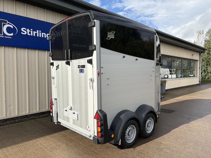 IFOR WILLIAMS HBX506  - U42