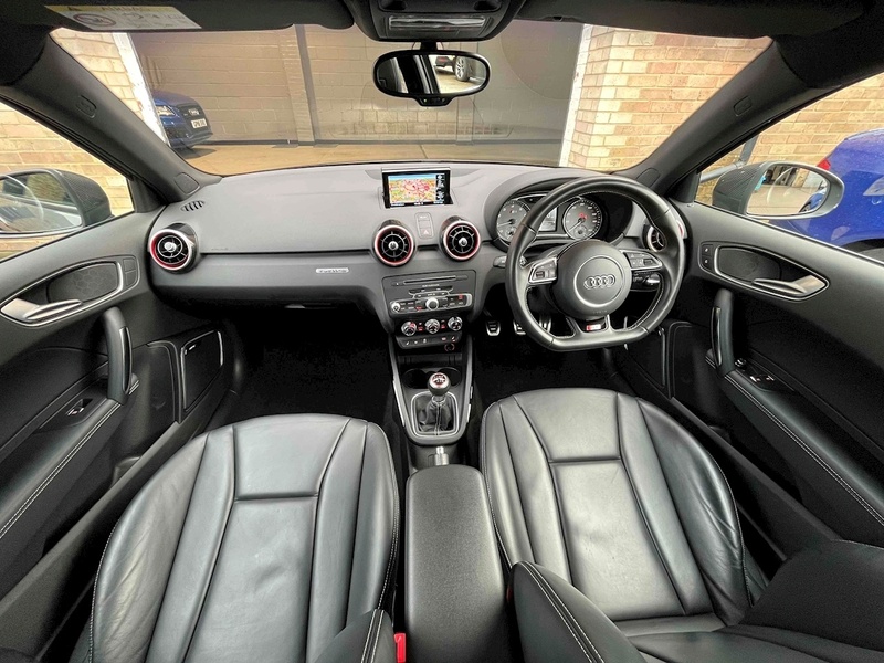 Audi 2.0 TFSI Hatchback 3dr Petrol Manual quattro Euro 6 (s/s) (231 ps)