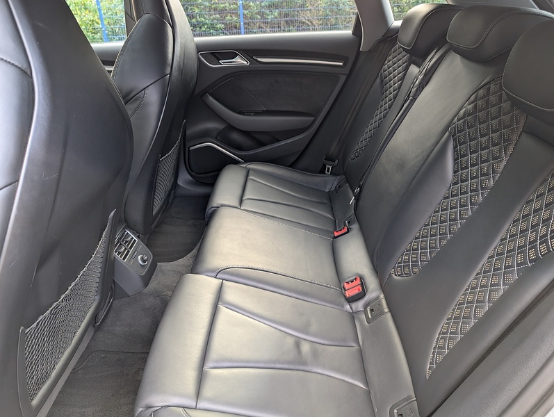 Audi 2.5 TFSI Sportback 5dr Petrol S Tronic quattro Euro 6 (s/s) (400 ps)