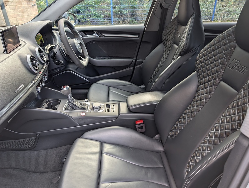 Audi 2.5 TFSI Sportback 5dr Petrol S Tronic quattro Euro 6 (s/s) (400 ps)