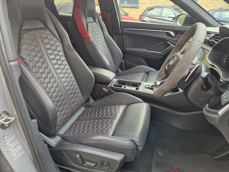 Audi 2.5 TFSI Sportback 5dr Petrol S Tronic quattro Euro 6 (s/s) (400 ps)