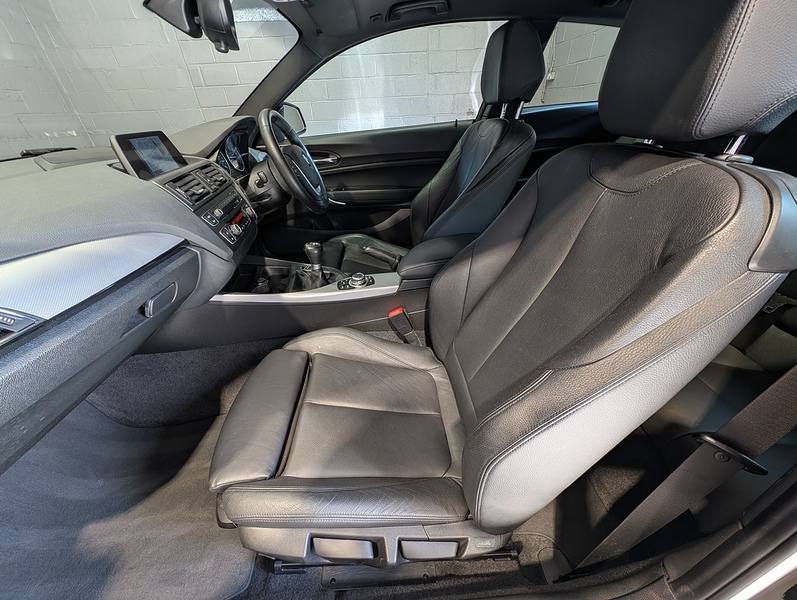 BMW 1 Series  Hatchback 3.0 Manual Petrol