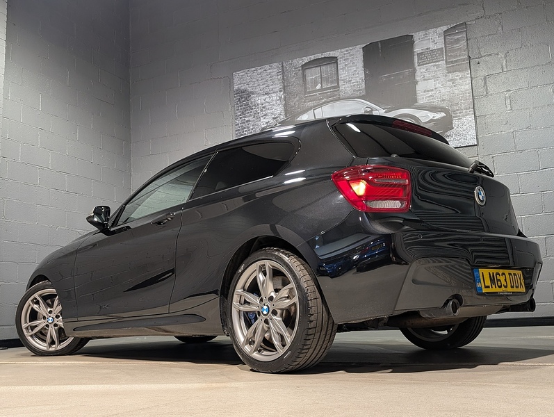 BMW 1 Series  Hatchback 3.0 Manual Petrol