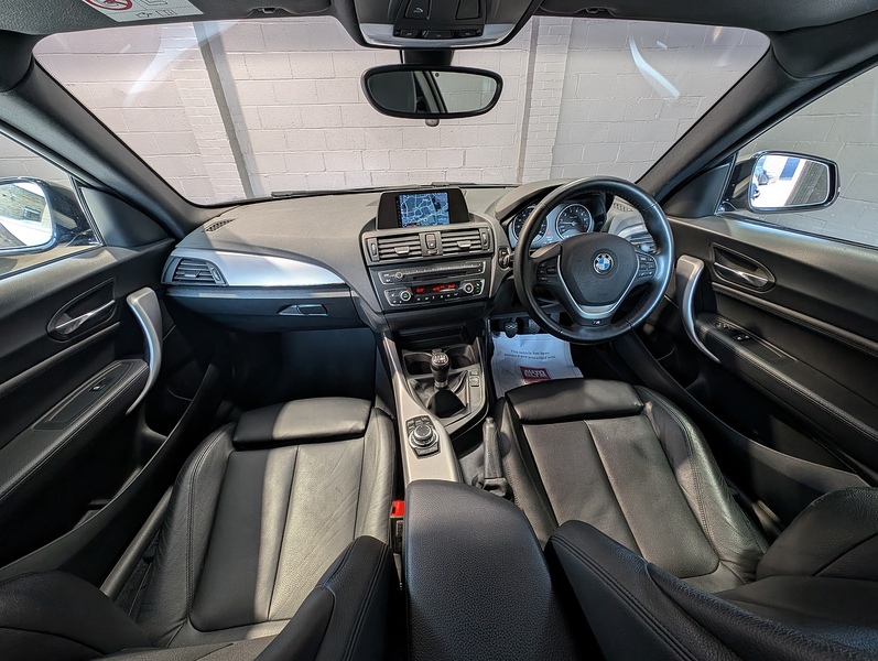 BMW 1 Series  Hatchback 3.0 Manual Petrol