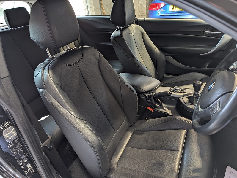 BMW 1 Series  Hatchback 3.0 Manual Petrol