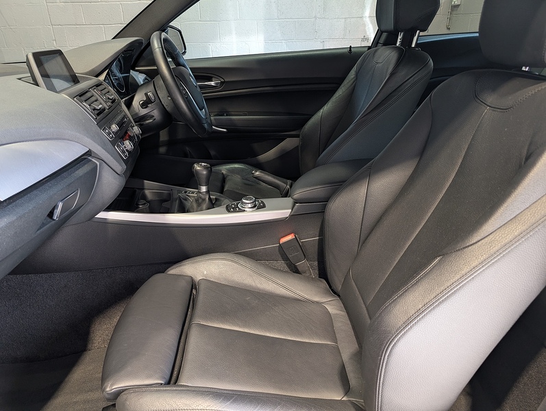 BMW 1 Series  Hatchback 3.0 Manual Petrol