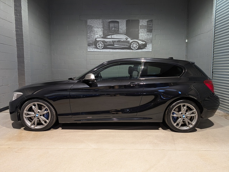 BMW 1 Series  Hatchback 3.0 Manual Petrol