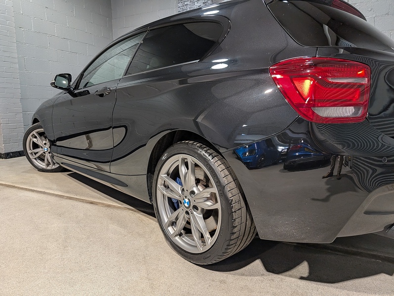 BMW 1 Series  Hatchback 3.0 Manual Petrol