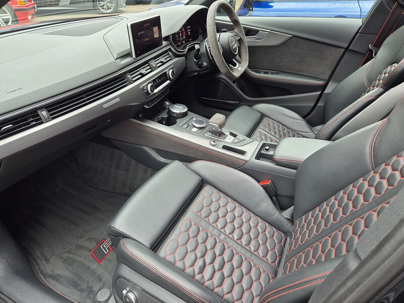 Audi 2.9 TFSI V6 Estate 5dr Petrol Tiptronic quattro Euro 6 (s/s) (450 ps)