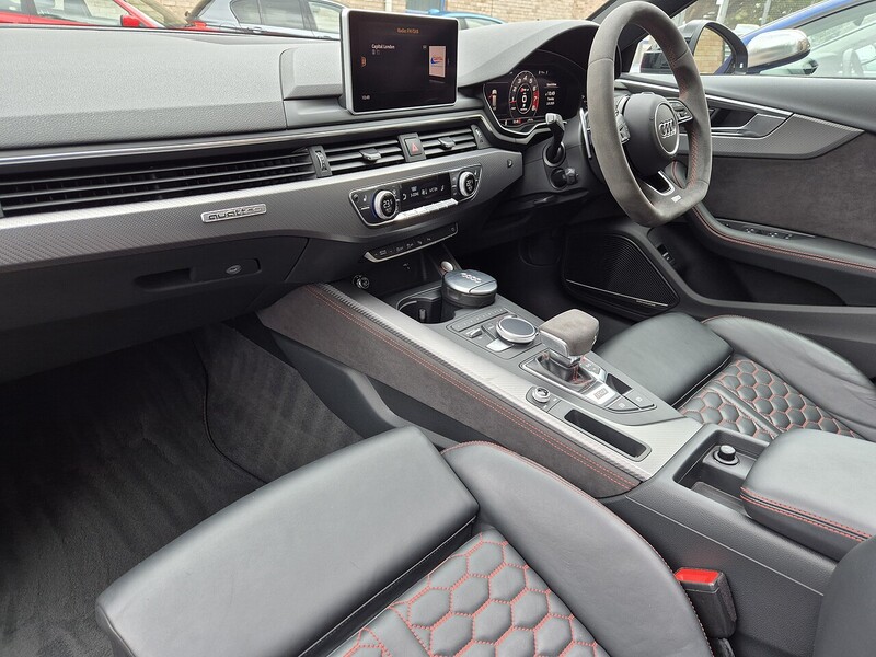 Audi 2.9 TFSI V6 Estate 5dr Petrol Tiptronic quattro Euro 6 (s/s) (450 ps)