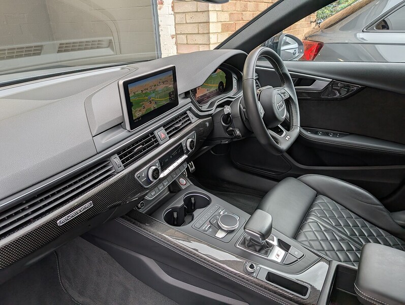 Audi 3.0 TFSI V6 Estate 5dr Petrol Tiptronic quattro Euro 6 (s/s) (354 ps)