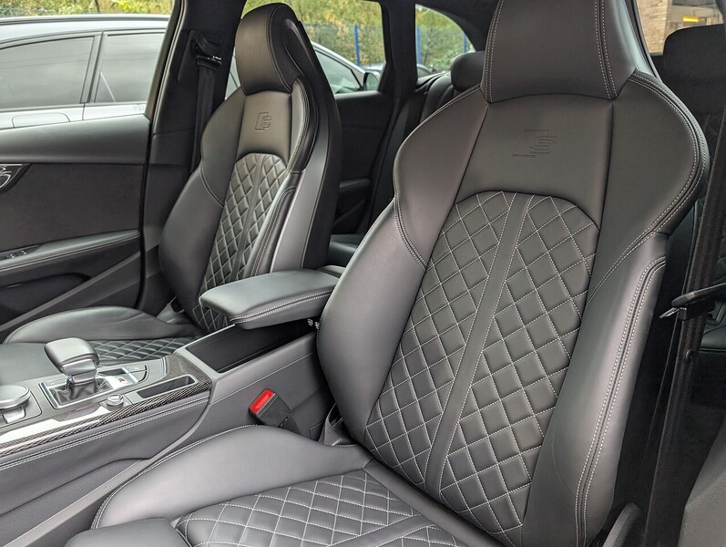 Audi 3.0 TFSI V6 Estate 5dr Petrol Tiptronic quattro Euro 6 (s/s) (354 ps)