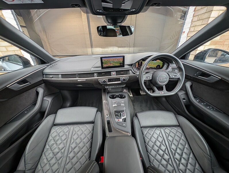 Audi 3.0 TFSI V6 Estate 5dr Petrol Tiptronic quattro Euro 6 (s/s) (354 ps)