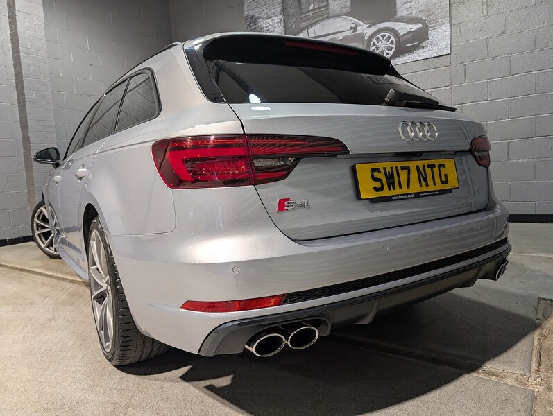 Audi 3.0 TFSI V6 Estate 5dr Petrol Tiptronic quattro Euro 6 (s/s) (354 ps)