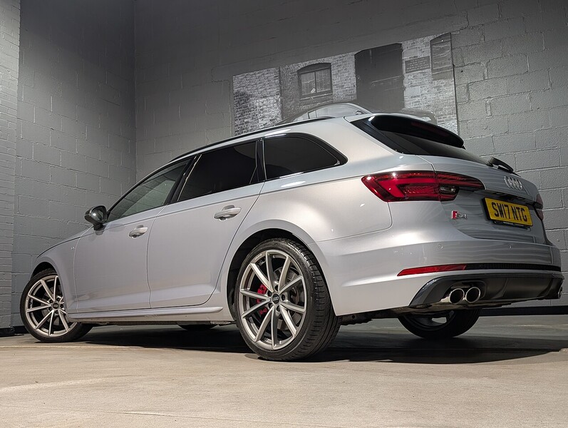 Audi 3.0 TFSI V6 Estate 5dr Petrol Tiptronic quattro Euro 6 (s/s) (354 ps)