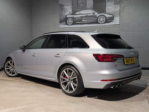 Audi 3.0 TFSI V6 Estate 5dr Petrol Tiptronic quattro Euro 6 (s/s) (354 ps)
