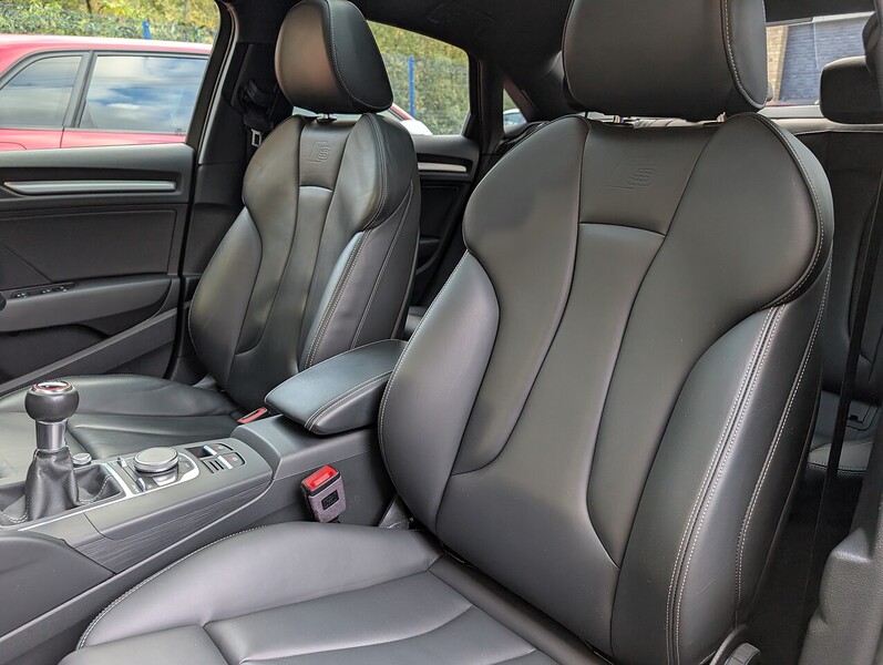 Audi 2.0 TFSI Black Edition Saloon 4dr Petrol Manual quattro Euro 6 (s/s) (310 ps)