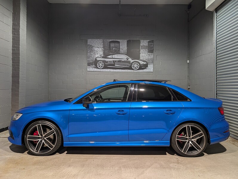 Audi 2.0 TFSI Black Edition Saloon 4dr Petrol Manual quattro Euro 6 (s/s) (310 ps)