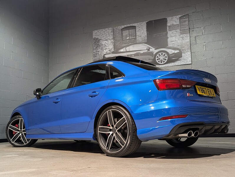 Audi 2.0 TFSI Black Edition Saloon 4dr Petrol Manual quattro Euro 6 (s/s) (310 ps)