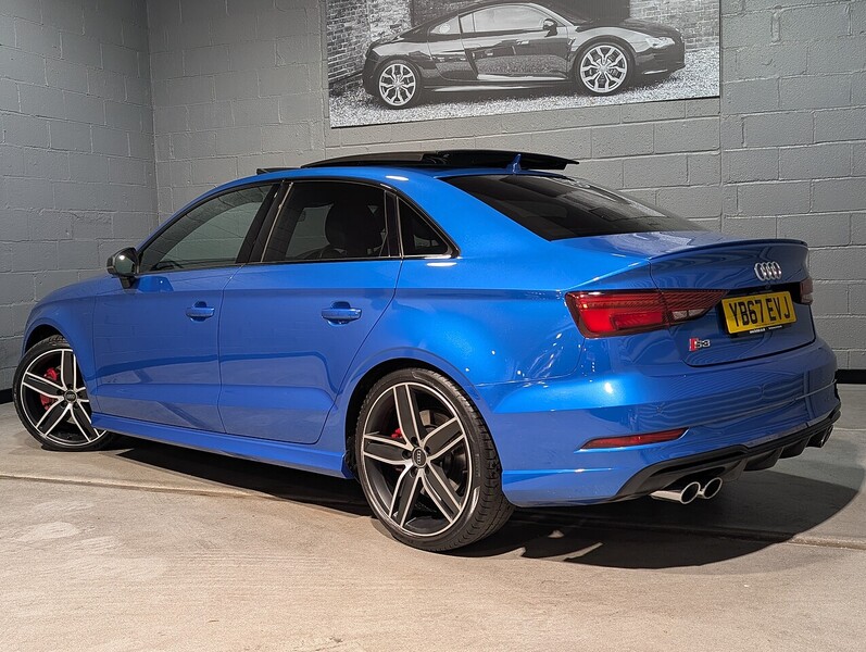 Audi 2.0 TFSI Black Edition Saloon 4dr Petrol Manual quattro Euro 6 (s/s) (310 ps)