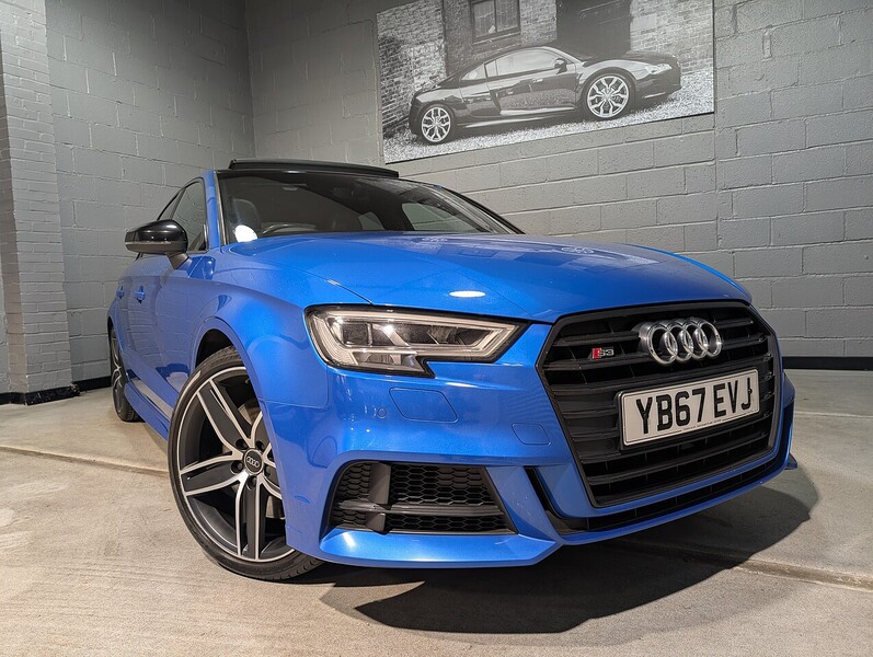 Audi 2.0 TFSI Black Edition Saloon 4dr Petrol Manual quattro Euro 6 (s/s) (310 ps)