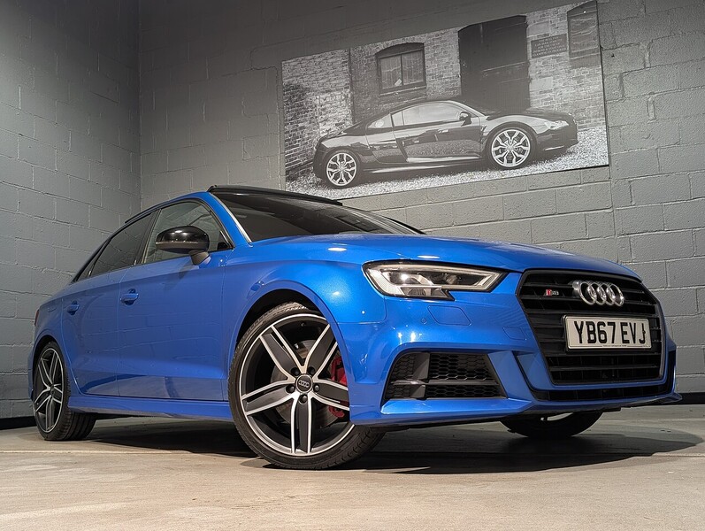 Audi 2.0 TFSI Black Edition Saloon 4dr Petrol Manual quattro Euro 6 (s/s) (310 ps)