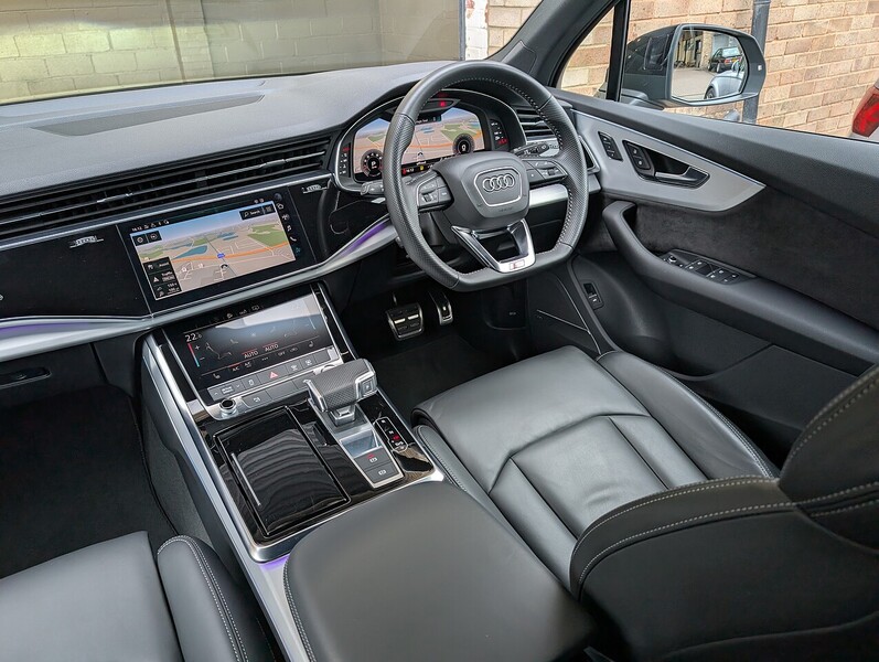 Audi 3.0 TFSI V6 55 S line SUV 5dr Petrol Tiptronic quattro Euro 6 (s/s) (340 ps)