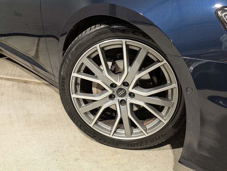 Audi 2.0 TDI 40 Black Edition Estate 5dr Diesel S Tronic quattro Euro 6 (s/s) (204 ps)