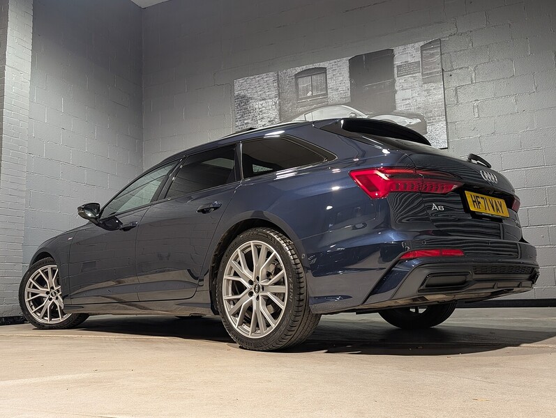 Audi 2.0 TDI 40 Black Edition Estate 5dr Diesel S Tronic quattro Euro 6 (s/s) (204 ps)