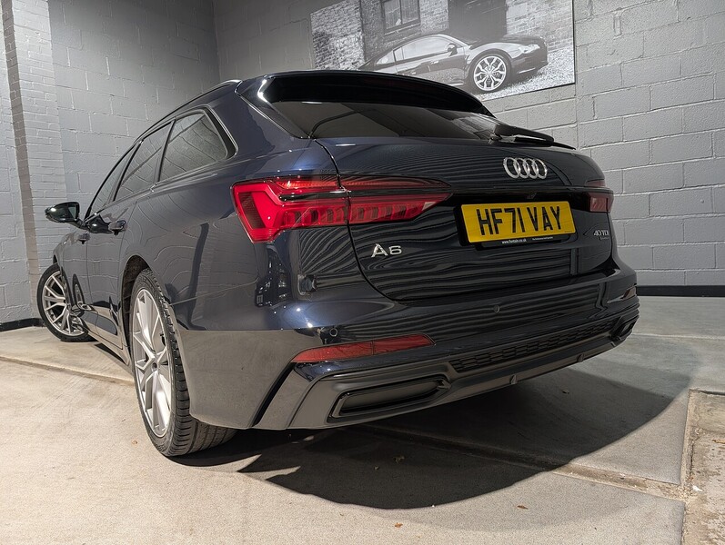 Audi 2.0 TDI 40 Black Edition Estate 5dr Diesel S Tronic quattro Euro 6 (s/s) (204 ps)