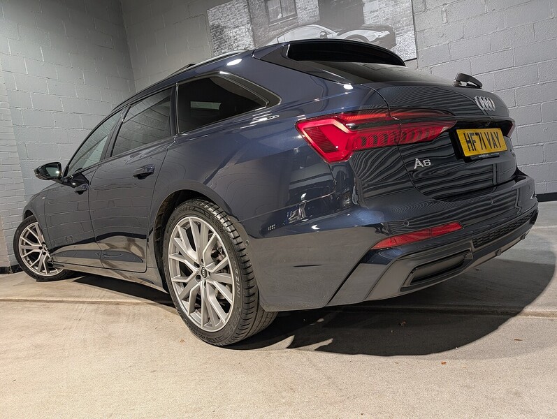 Audi 2.0 TDI 40 Black Edition Estate 5dr Diesel S Tronic quattro Euro 6 (s/s) (204 ps)