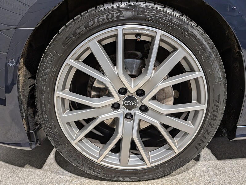 Audi 2.0 TDI 40 Black Edition Estate 5dr Diesel S Tronic quattro Euro 6 (s/s) (204 ps)