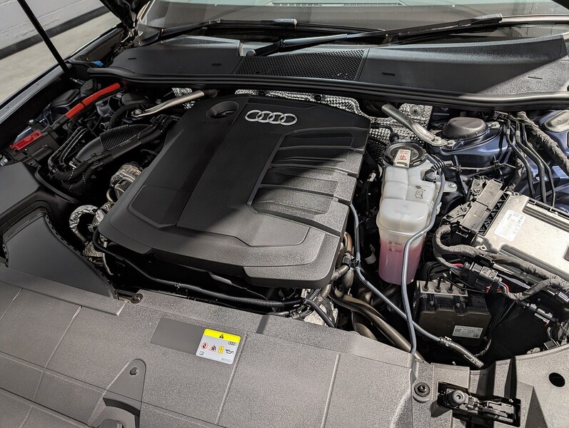 Audi 2.0 TDI 40 Black Edition Estate 5dr Diesel S Tronic quattro Euro 6 (s/s) (204 ps)