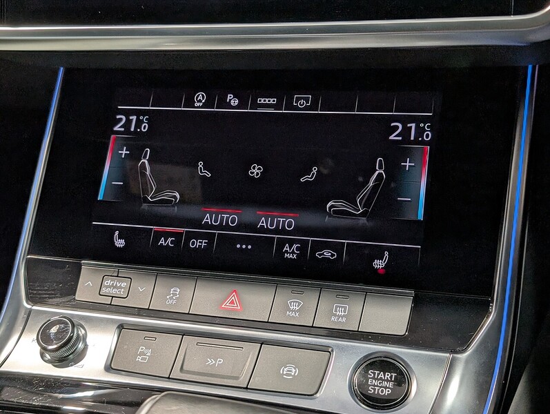 Audi 2.0 TDI 40 Black Edition Estate 5dr Diesel S Tronic quattro Euro 6 (s/s) (204 ps)