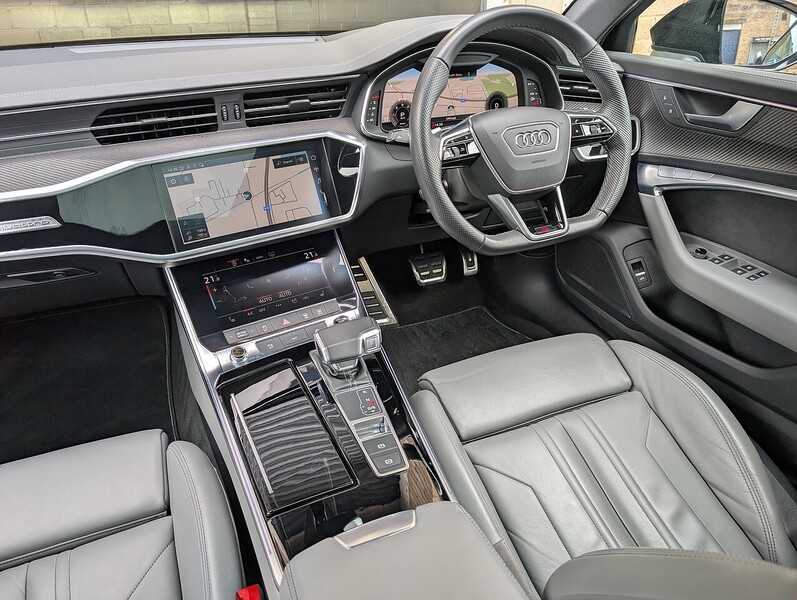 Audi 2.0 TDI 40 Black Edition Estate 5dr Diesel S Tronic quattro Euro 6 (s/s) (204 ps)