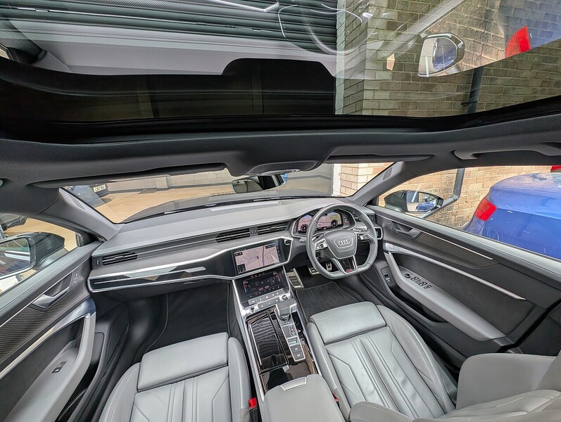 Audi 2.0 TDI 40 Black Edition Estate 5dr Diesel S Tronic quattro Euro 6 (s/s) (204 ps)